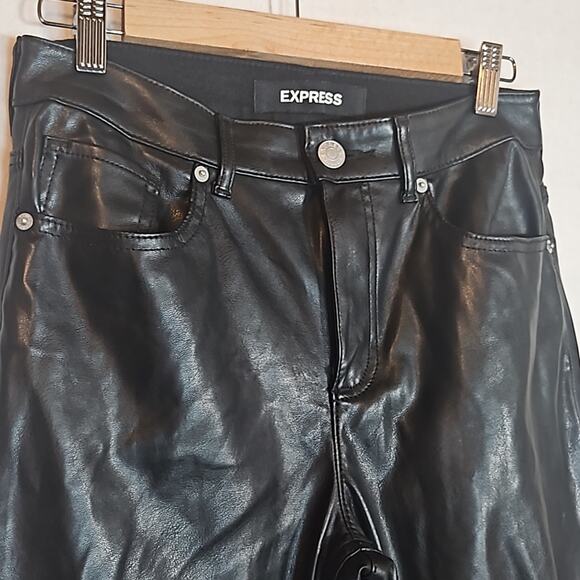 Express Black Faux Leather High Rise Ankle Legging - Picture 3 of 8